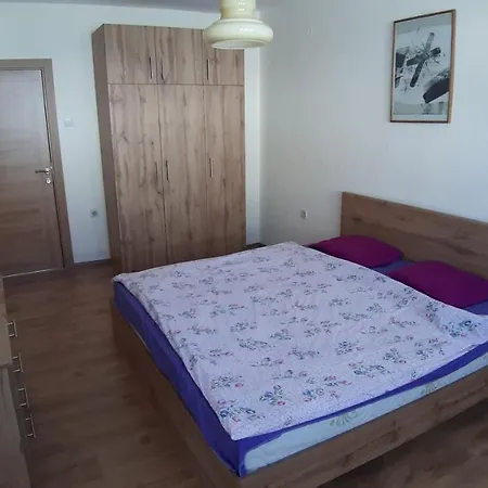 Apartment V