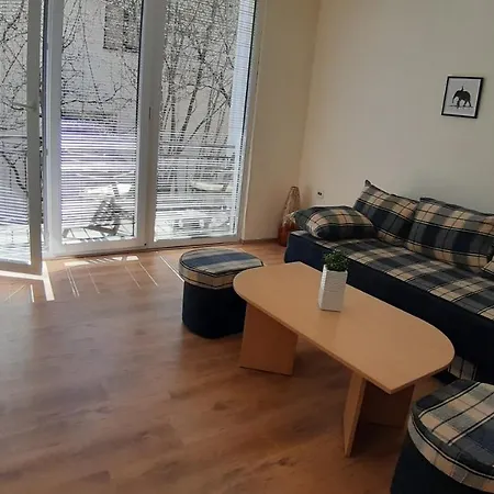 Apartment V